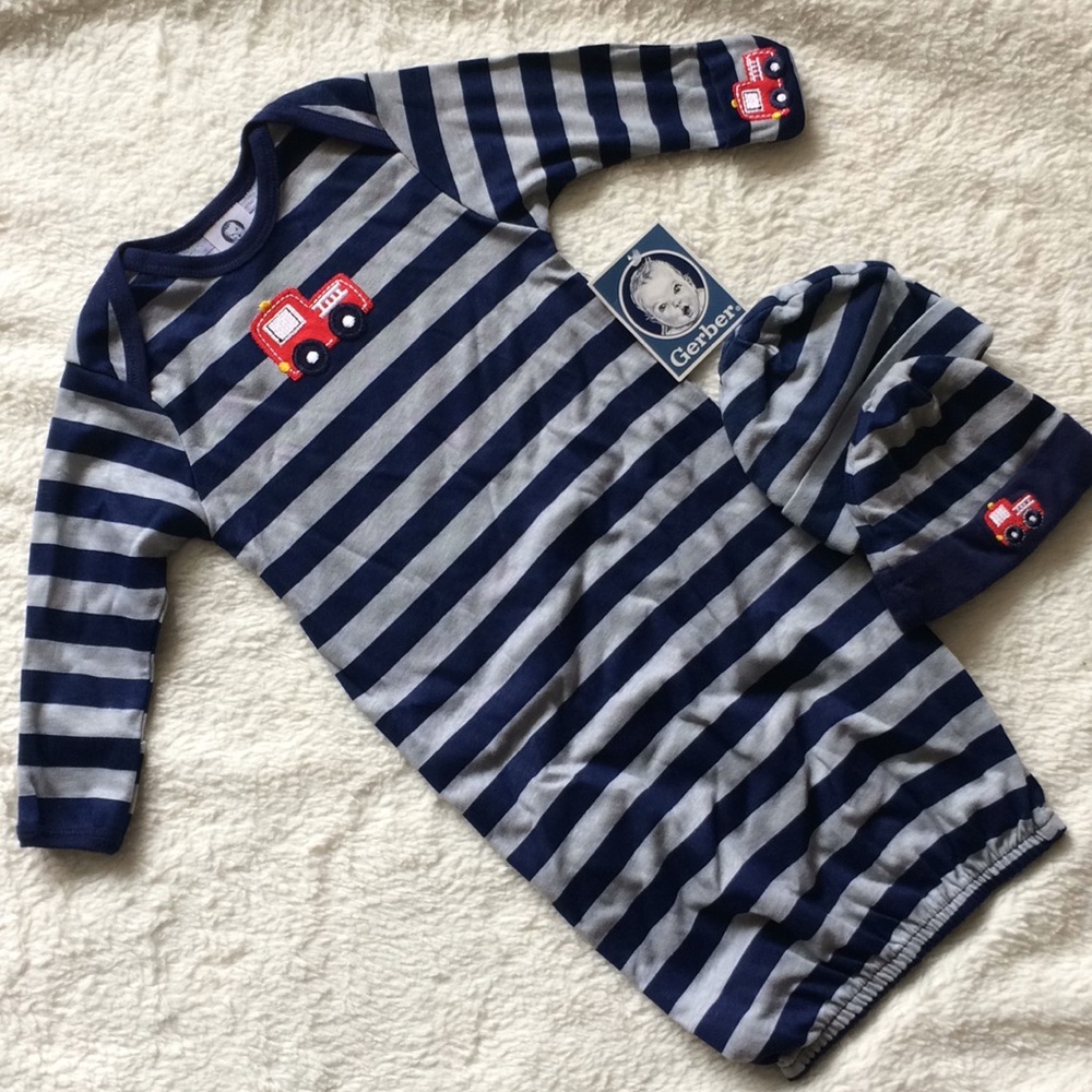 2 piece set sleep wear.